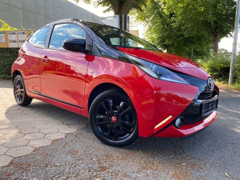 Aygo (X)