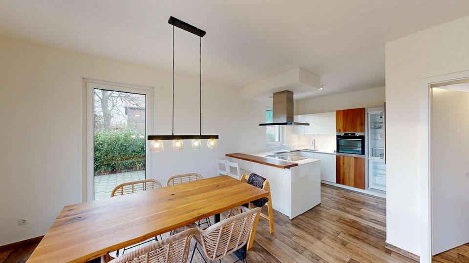 Doppelhaushälfte Bönningstedt - 4.5 Zimmer, 129 m&sup2;, 2.100&euro; | Angebot:25145413