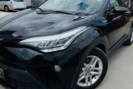 Toyota C-HR 115.000 km 17.900 &euro; Hamburg 20537