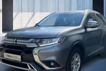 Mitsubishi Outlander 68.685 km 16.990 &euro; Hamburg 22763