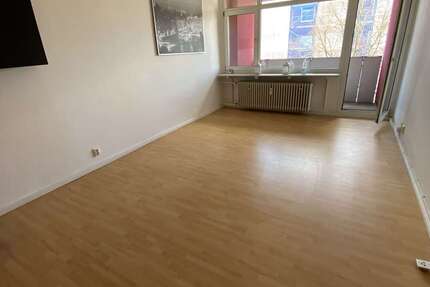Wohnung Hamburg Barmbek-Süd - 1 Zimmer, 36 m&sup2;, 573&euro; | Angebot:27141335
