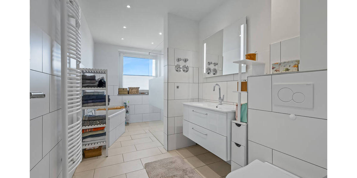 Etagenwohnung Hamburg / Oldenfelde Rahlstedt - 3 Zimmer, 111 m&sup2;, 449.000&euro; | Angebot:26202342