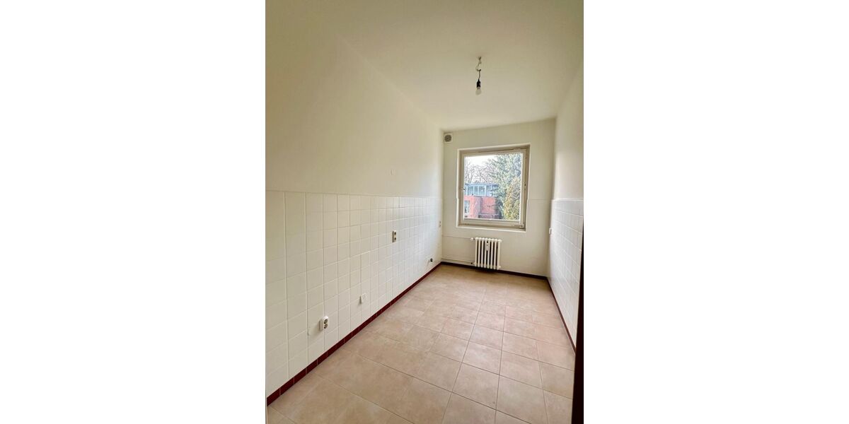 Provisionsfrei* 5-Zimmer-Wohnung in Wasserlage am Alsterlauf - Balkon, TG, 124 m², Alsterdorf - Etagenwohnung Hamburg Alsterdorf | Angebot:26075346