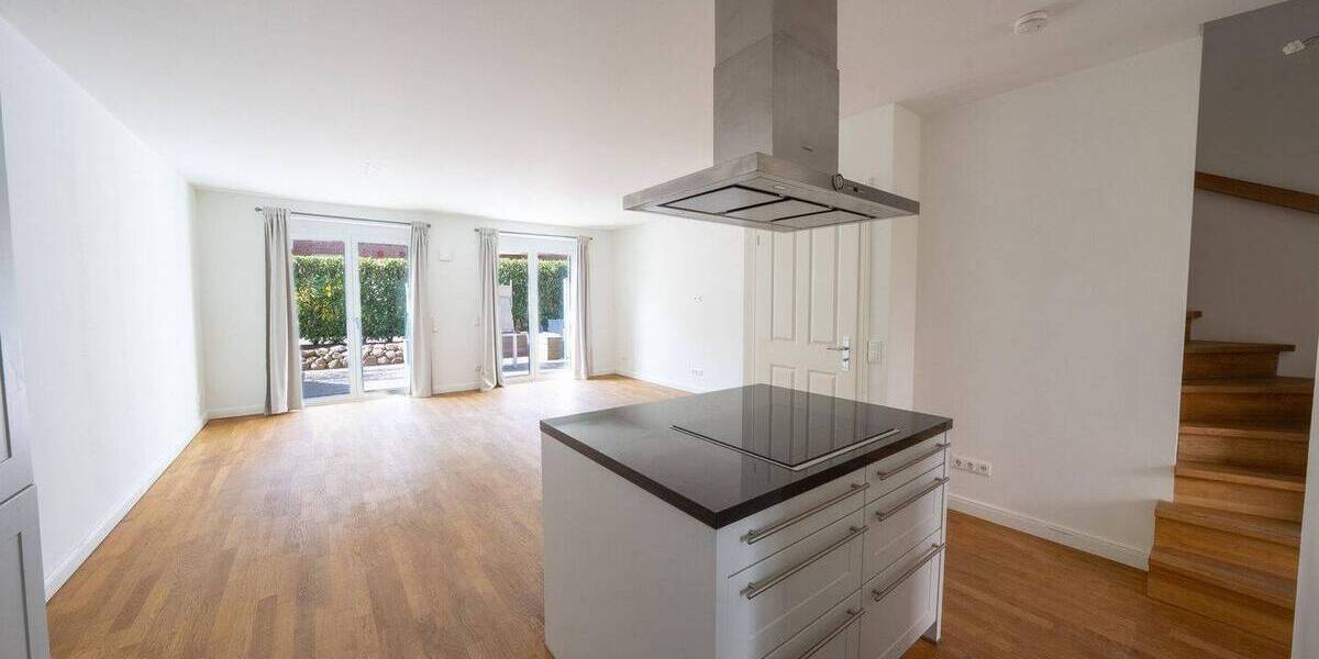 Reihenmittelhaus Hamburg Niendorf - 6 Zimmer, 140 m&sup2;, 899.000&euro; | Angebot:26657368
