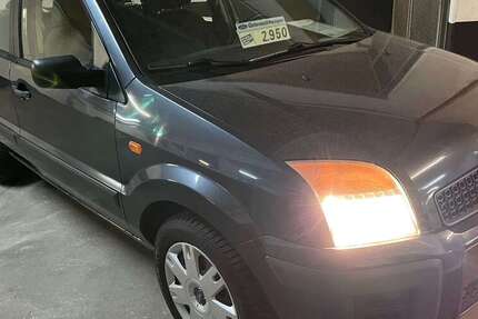 Ford Fusion 160.350 km 2.950 &euro; Hamburg-Eidelstedt 22523