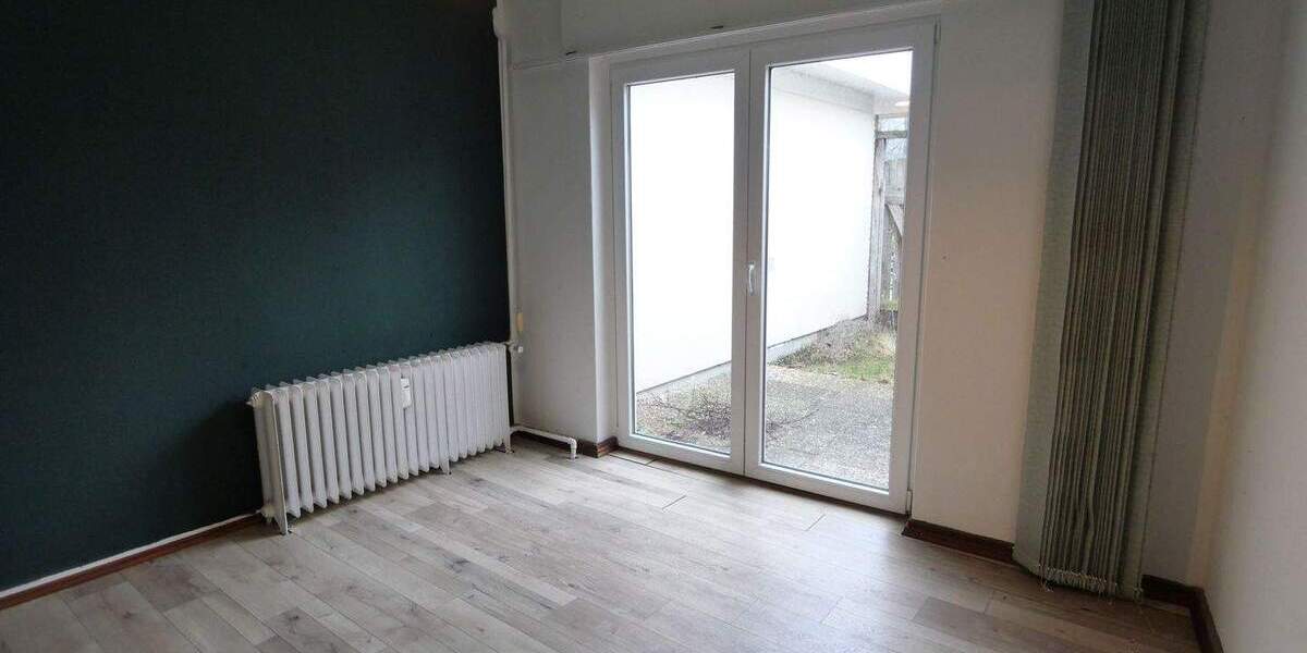 2 Monate Mietfrei - Große Fläche für Laden, Büro oder Praxis zimmer