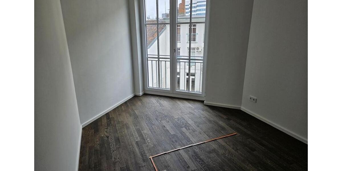 Etagenwohnung Hamburg Altstadt - 2 Zimmer, 79 m&sup2;, 1.000&euro; | Angebot:26211231