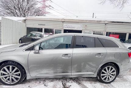 Toyota Avensis 220.265 km 5.900 &euro; Hamburg 21079