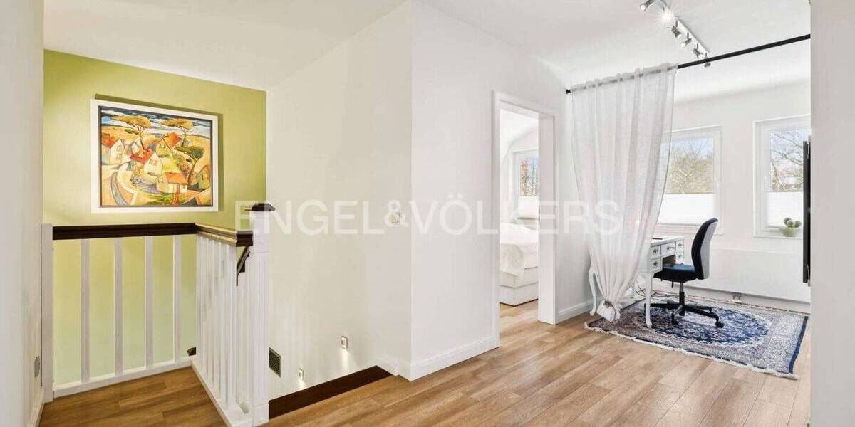 Einfamilienhaus Ahrensburg - 6 Zimmer, 200 m&sup2;, 995.000&euro; | Angebot:25930059