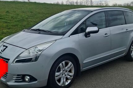 Peugeot 5008 163.043 km 6.700 &euro; Hamburg 21079