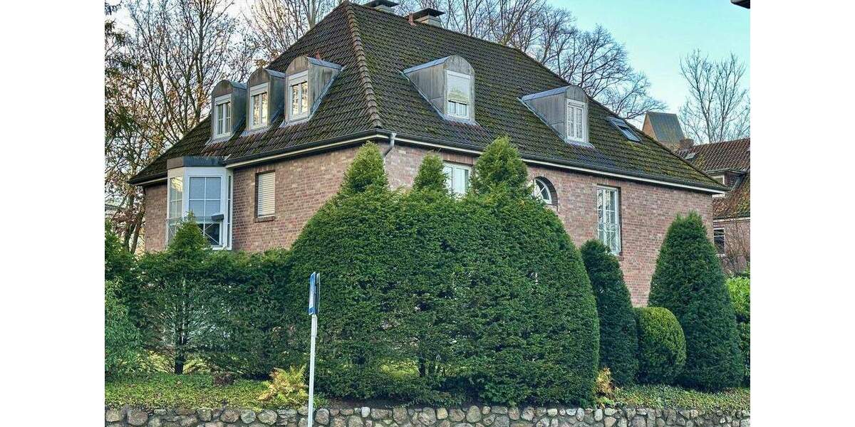 Sonnige Endetage im Herzen von Volksdorf 3 zimmer