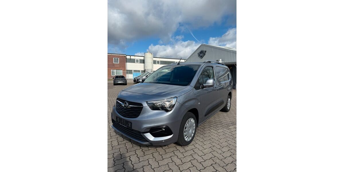 Opel Combo 109.873 km 12.499 &euro; Pinneberg 25421