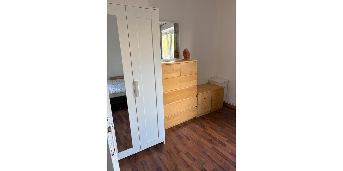 Etagenwohnung Hamburg Ottensen - 1 Zimmer, 20 m&sup2;, 30&euro; | Angebot:26439922