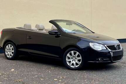VW Eos 121.055 km 7.490 € Hamburg 20537