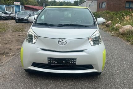 Toyota IQ 35.000 km 7.950 &euro; Hamburg 21079
