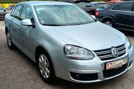 VW Jetta 67.270 km 5.999 € Stapelfeld 22145