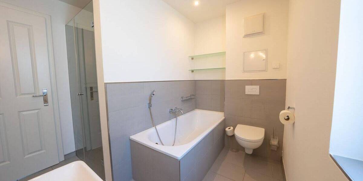 Reihenmittelhaus Hamburg Niendorf - 6 Zimmer, 140 m&sup2;, 899.000&euro; | Angebot:26657368