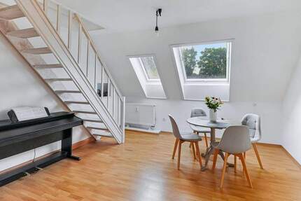 Eleganz auf zwei Etagen - Ihre besondere Dachgeschoss-Wohnung 2 zimmer