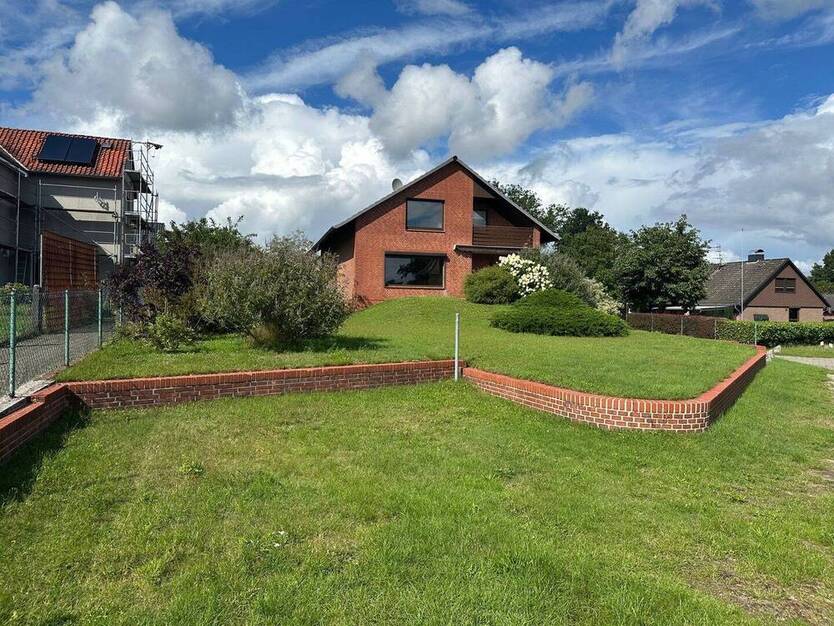 *** Großes Zweifamilienhaus mit viel Platz & Raum für 2 Generationen oder zum Arbeiten & Wohnen ***