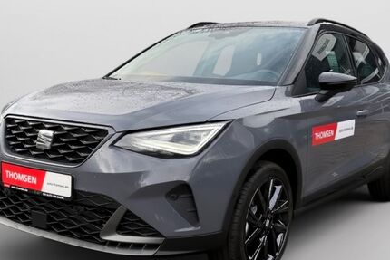 Seat Arona 2.789 km 26.895 &euro; Hamburg 22045