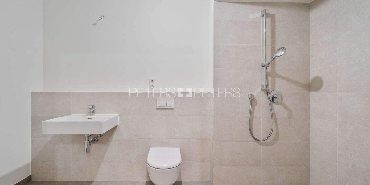 Etagenwohnung Pinneberg - 2 Zimmer, 61 m&sup2;, 1.249&euro; | Angebot:25701302