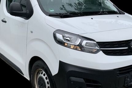 Opel Vivaro 99.900 km 19.900 € Hamburg 20539