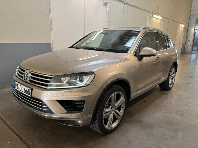 VW Touareg 223.300 km 21.490 &euro; Bönningstedt 25474
