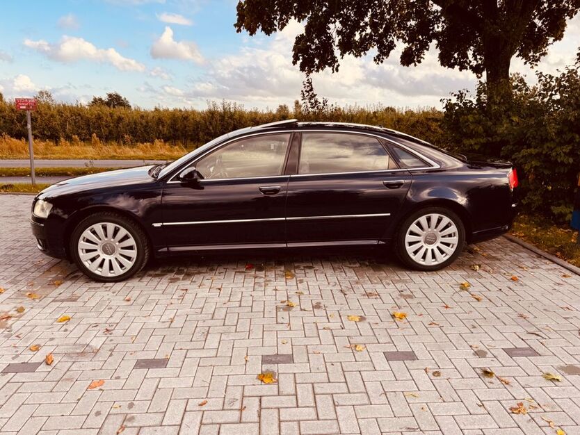 Audi A8 300.000 km 9.950 € Jork 21635