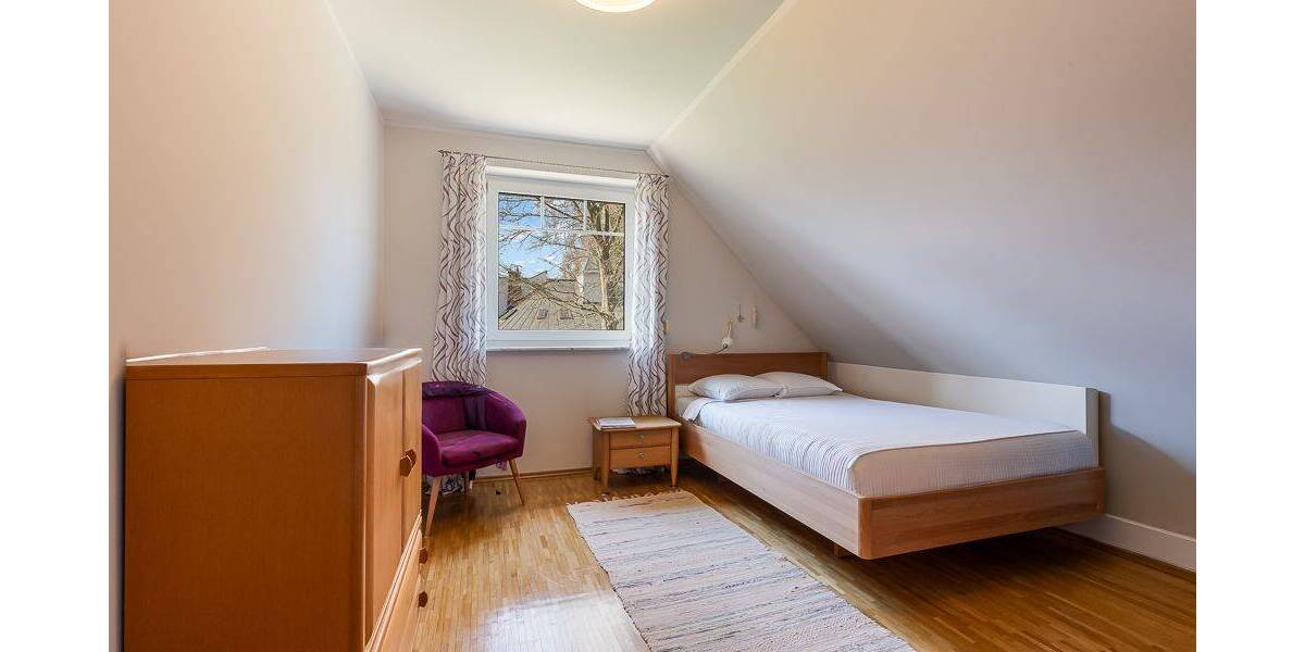 Einfamilienhaus Hamburg Schnelsen - 5 Zimmer, 131 m&sup2;, 850.000&euro; | Angebot:26291875