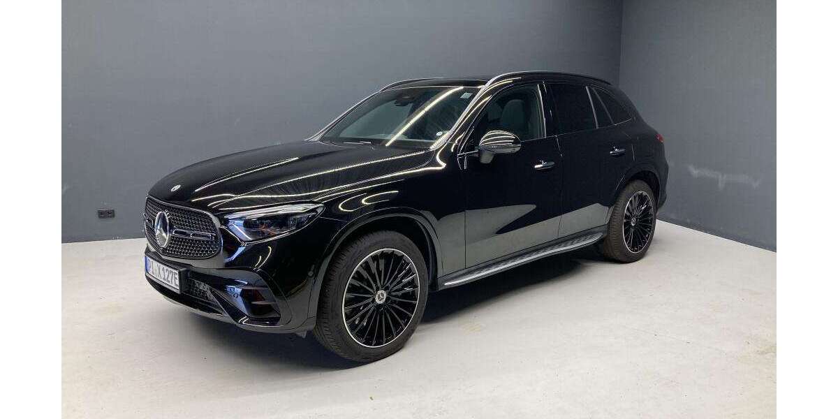 Mercedes-Benz GLC 300 28.000 km 59.840 &euro; Wedel 22880