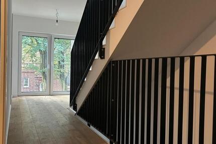 Wohnung Hamburg Wandsbek - 4 Zimmer, 122 m&sup2;, 2.440&euro; | Angebot:26350382