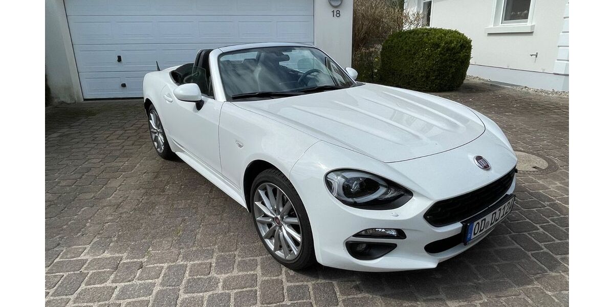 Fiat 124 Spider 12.544 km 21.900 &euro; Großensee 22946