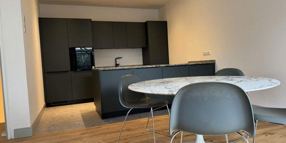 Doppelhaushälfte Hamburg Schnelsen - 4 Zimmer, 140 m&sup2;, 2.999&euro; | Angebot:24858493