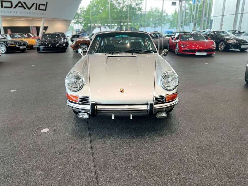 Porsche 911 9.664 km 82.911 € Hamburg 22047