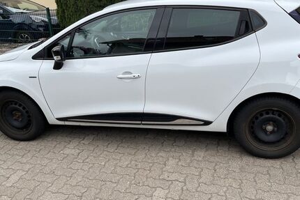 Renault Clio 98.500 km 6.300 &euro; Buxtehude 21614