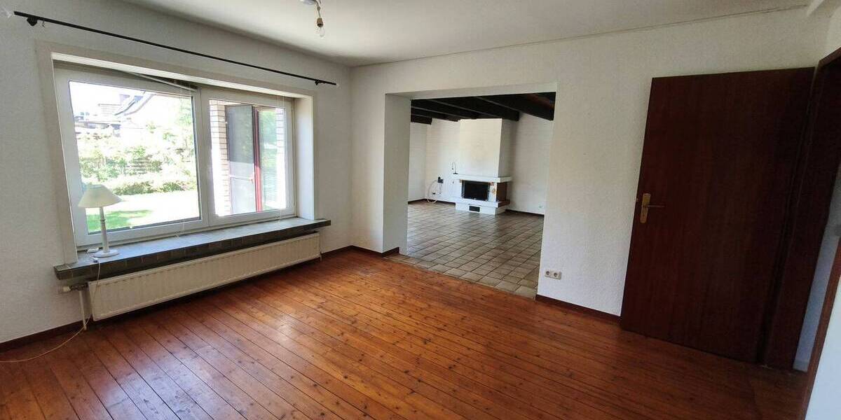 Mehrfamilienhaus, Wohnhaus Uetersen - 6 Zimmer, 140 m&sup2;, 349.000&euro; | Angebot:26798881