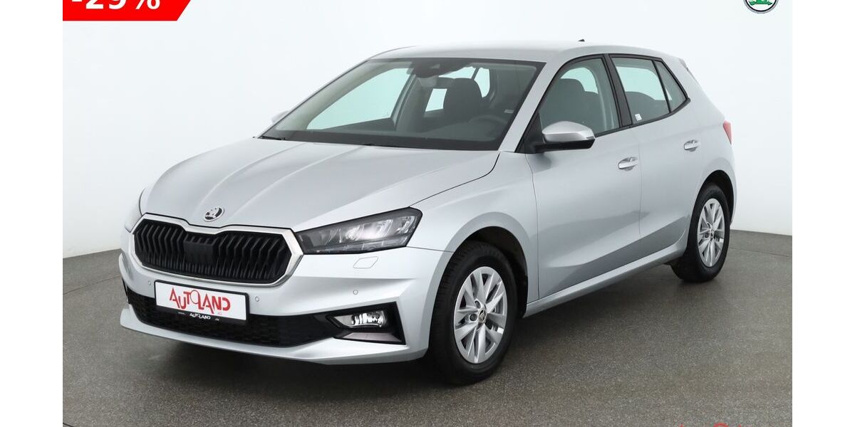 Skoda Fabia 23.999 km 20.490 &euro; Hamburg 22761