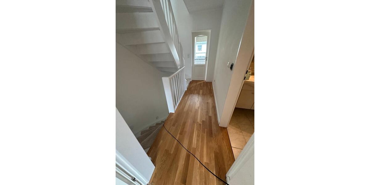 Reihenhaus Neu Wulmstorf - 5.5 Zimmer, 101 m&sup2;, 1.599&euro; | Angebot:26430897