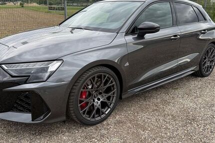 Audi RS3 1.500 km 66.990 &euro; Norderstedt 22844