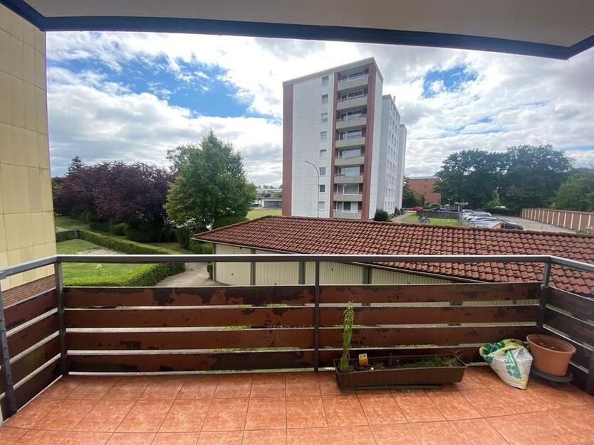 3 Zimmer Wohnung mit Balkon in Seevetal Meckelfeld von privat
