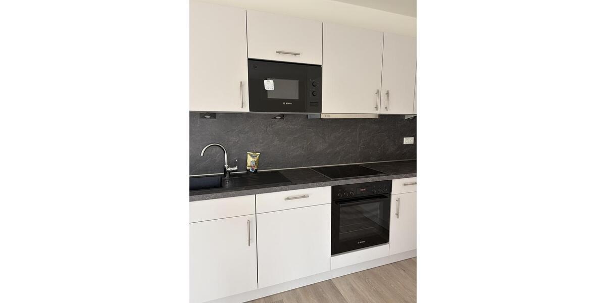 Erdgeschoßwohnung Brackel - 3 Zimmer, 88 m&sup2;, 1.360&euro; | Angebot:23767351