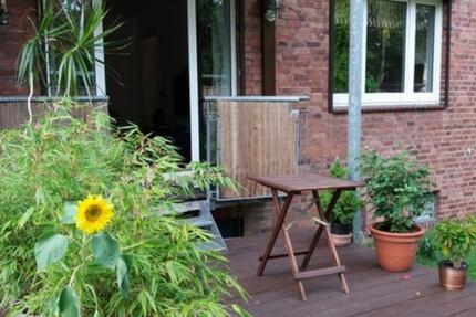 Hochparterre in Eilbek: Südterrasse, 3 Zimmer, Carport 3 zimmer