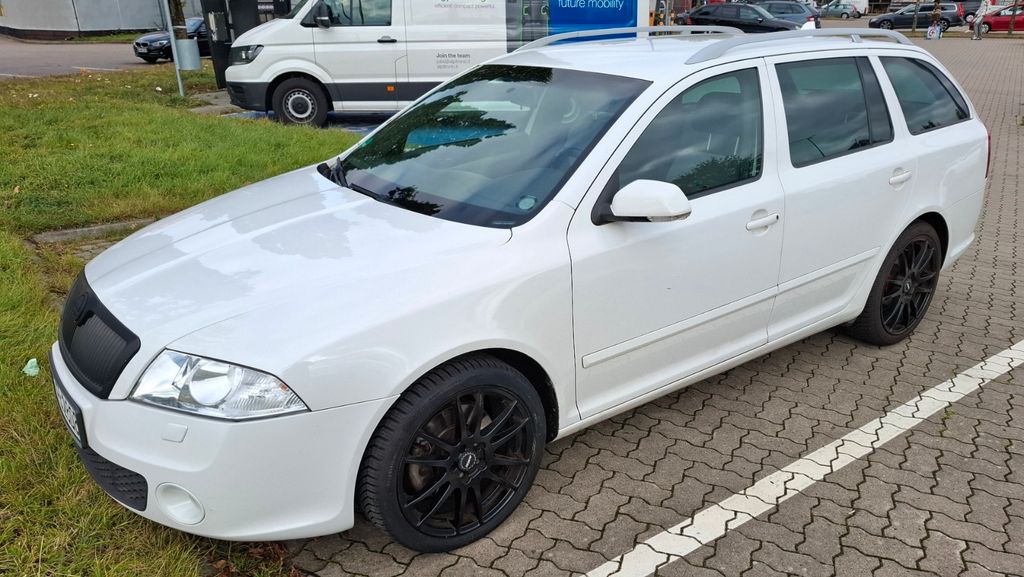 Skoda Octavia 333.000 km 2.780 &euro; Hamburg 22399