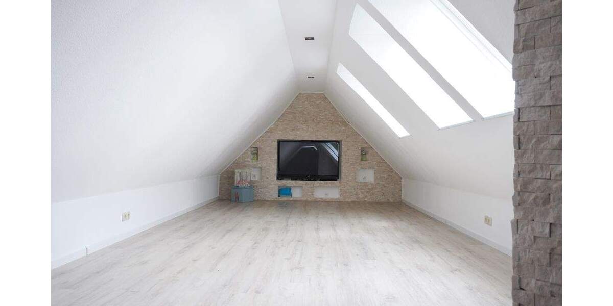 Modernes Einfamilienhaus mit Einliegerwohnung & Terrasse in ruhiger Lage von Neuengamme 6 zimmer