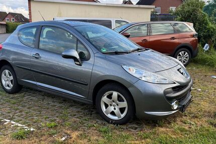 Peugeot 207 49.306 km 4.190 &euro; Hamburg 21129
