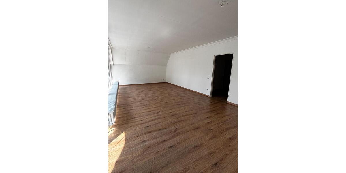 Dachgeschoßwohnung Hamburg Wandsbek - 3 Zimmer, 87 m&sup2;, 390.000&euro; | Angebot:27224977