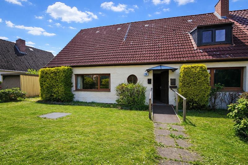 Einfamilienhaus + Einliegerwohnung + 2 Garagen + Nebengebäude! - Zweifamilienhaus Hamburg Jenfeld | Angebot:26296606