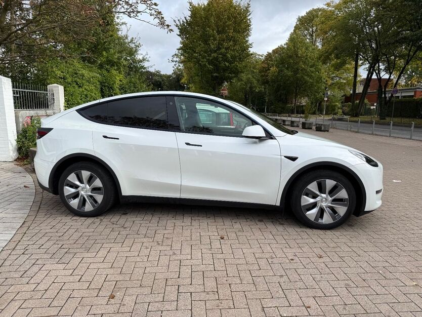 Tesla Model Y 31.000 km 36.300 € Hamburg 20146