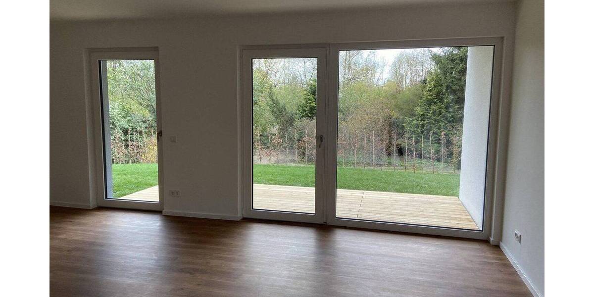 Etagenwohnung Hamburg Farmsen-Berne - 3 Zimmer, 86 m&sup2;, 1.800&euro; | Angebot:26909025