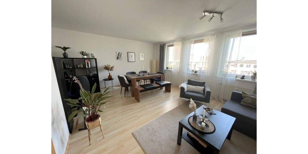 Etagenwohnung Hamburg Wandsbek - 2 Zimmer, 63 m&sup2;, 790&euro; | Angebot:26916471
